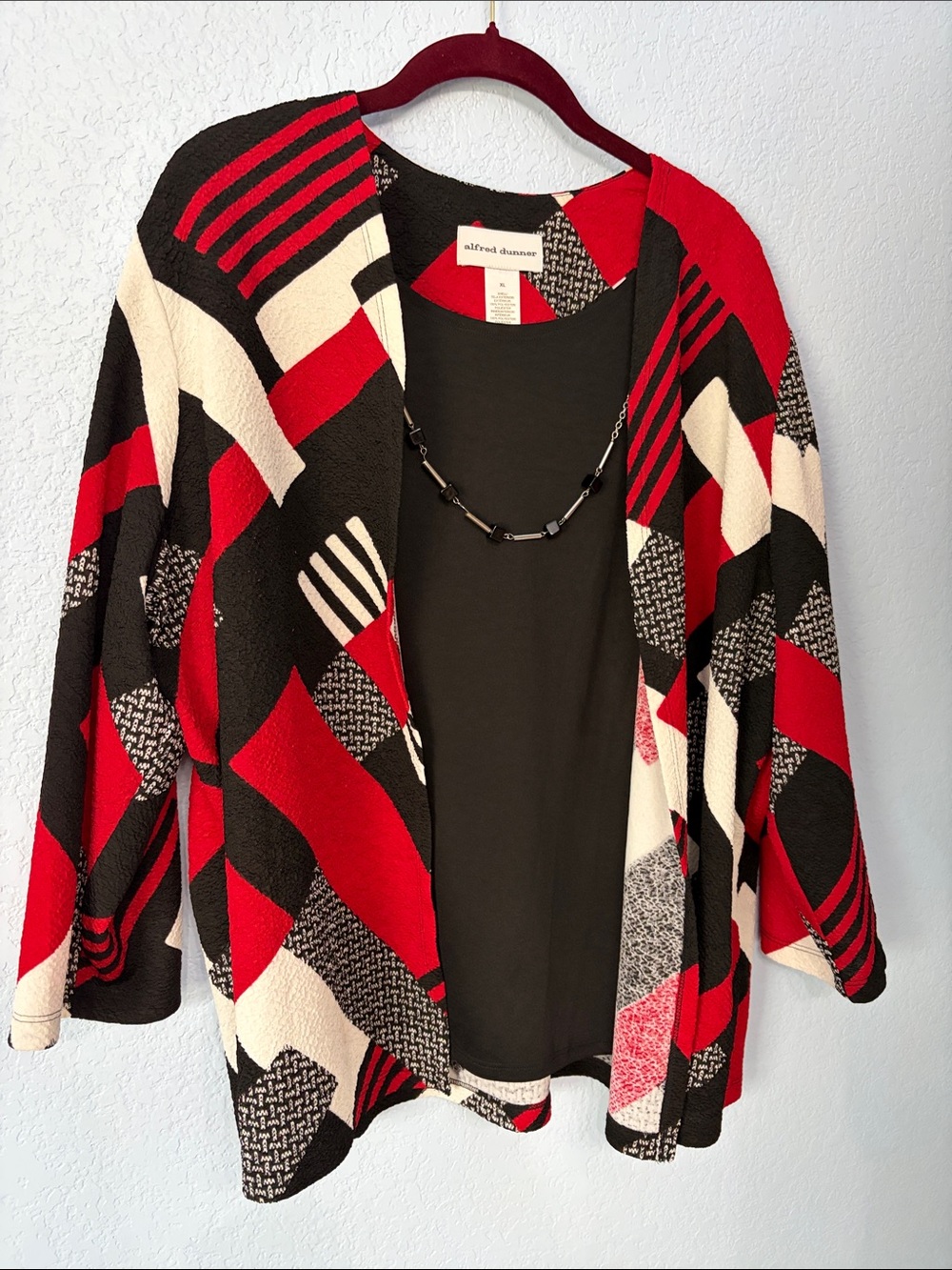 Alfred Dunner Geometric Red Black White Cardigan W/Detachable Necklace Size XL
